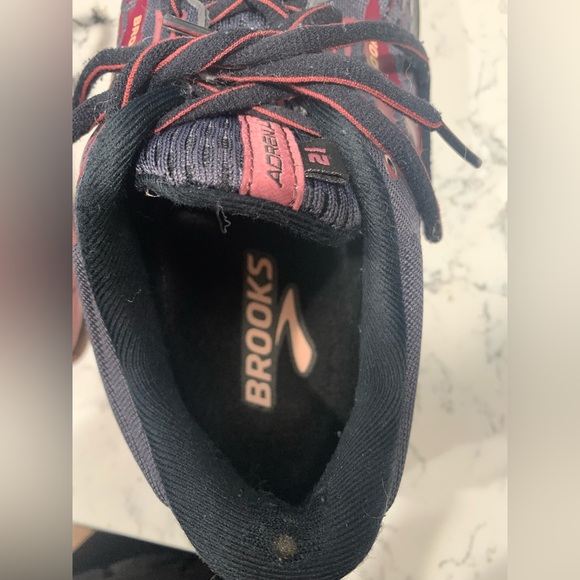 Brooks Adrenaline 21 size 8.5 womans running sneakers - Picture 7 of 8